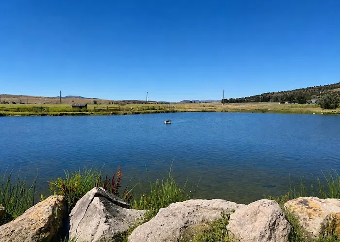 Hunter'S Hot Springs Resort