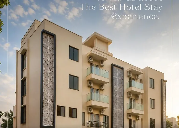 Royal Regal-Rooms & Suites