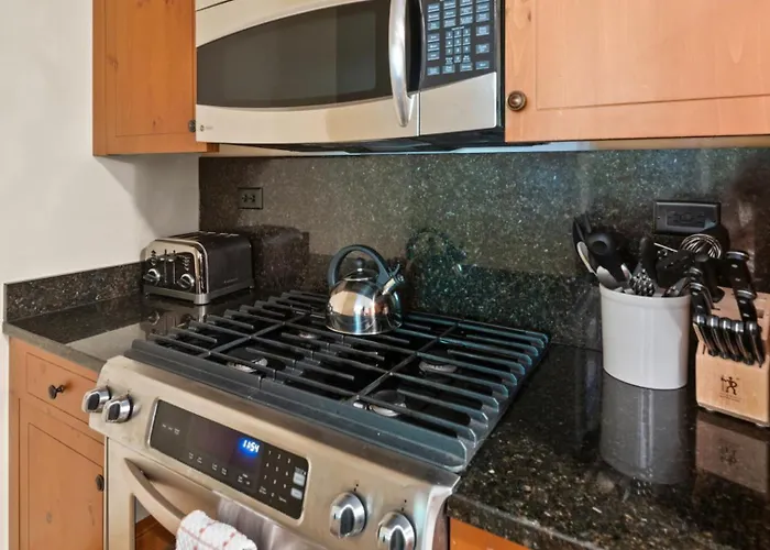 1324 Spruce Peak-One Bedroom-Ski In Ski Out-Sleeps-4 Mountainside By Stowe Mountain Rentals