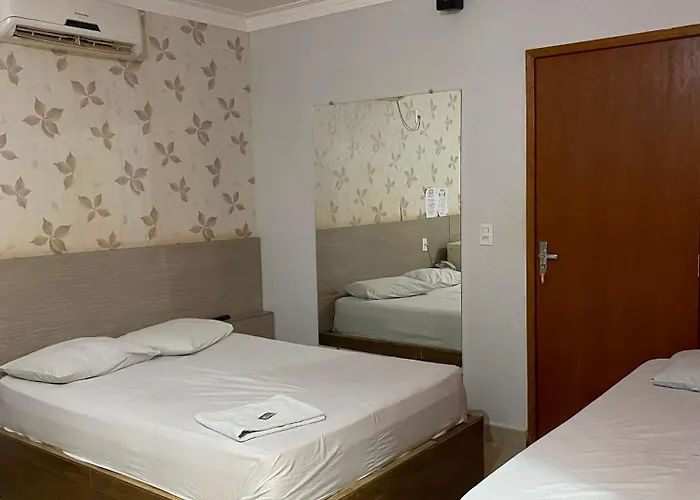 Hotel Via 050 Q112- CAFÉ DA MANHÃ INCLUIDO