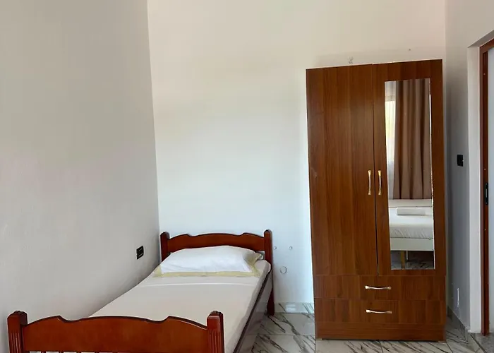 Hotel Vellezerit Ndoj