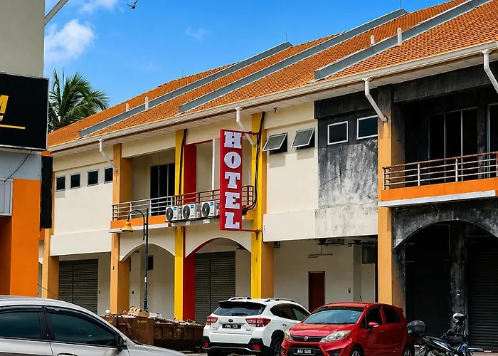 Ark Lumut Seafront Hotel