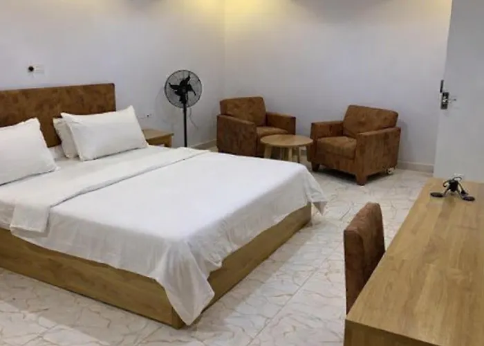 Rewaj Hotel&Lounge