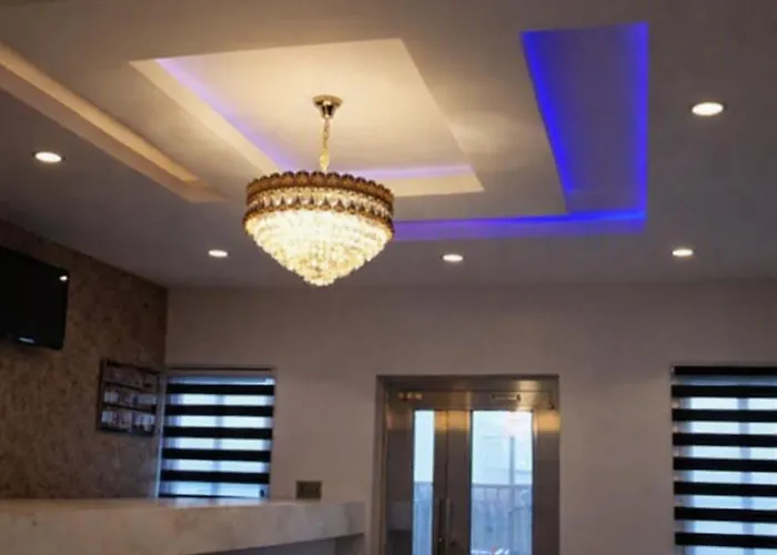 Rewaj Hotel&Lounge