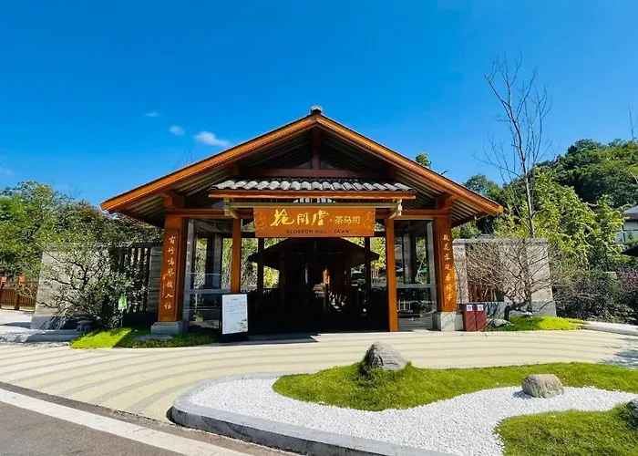 Blossom Hill Ya'An