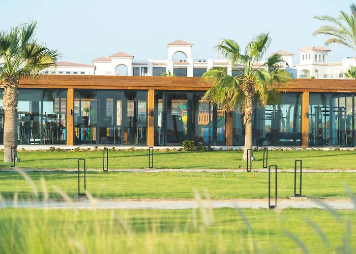 Acel Beach Resort Hotel