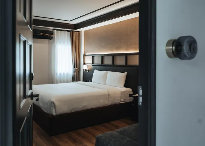 Baan Thip Hotel