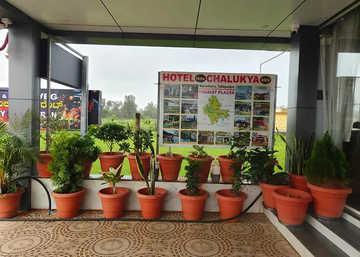 Hotel New Chalukya G K V - Near Talguppa Railway Station