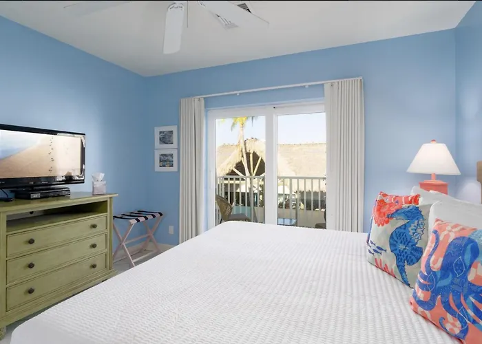 Harbour House Beach Resort