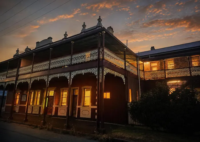 National Hotel Warwick