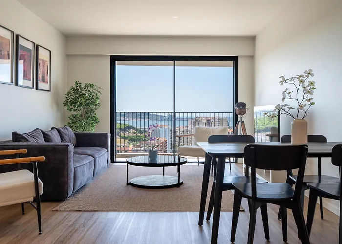 New 2 Bedroom Appartement With Pool & Ocean View