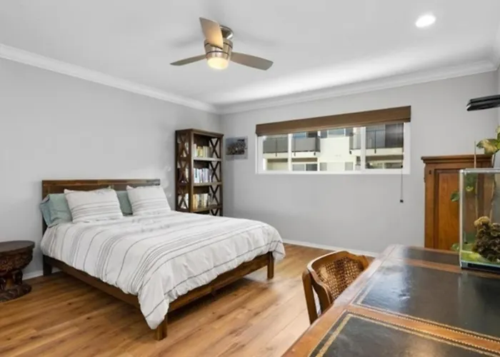 Ocean View One Bedroom Near Hermosa Beach