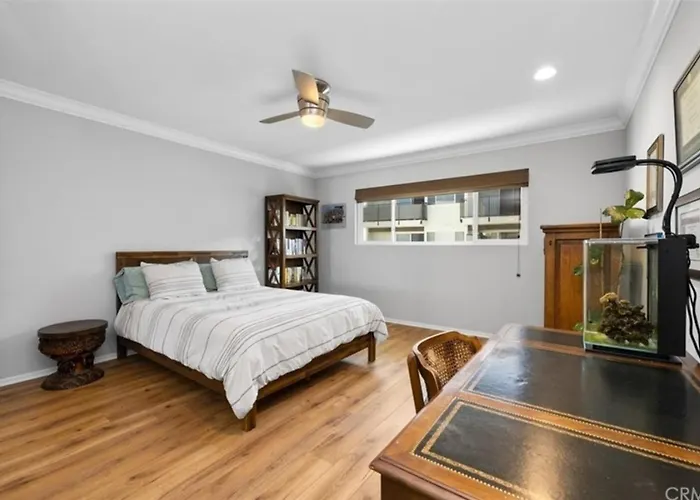 Ocean View One Bedroom Near Hermosa Beach