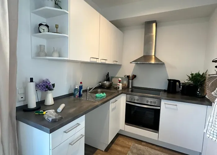 2 Zimmer Neubau Apartment mit Terrasse