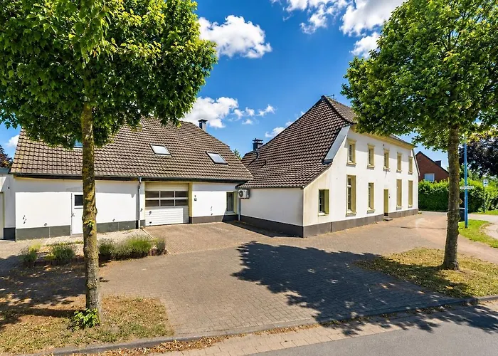 Große Wohnung mit Terrasse in Bedburg-Hau