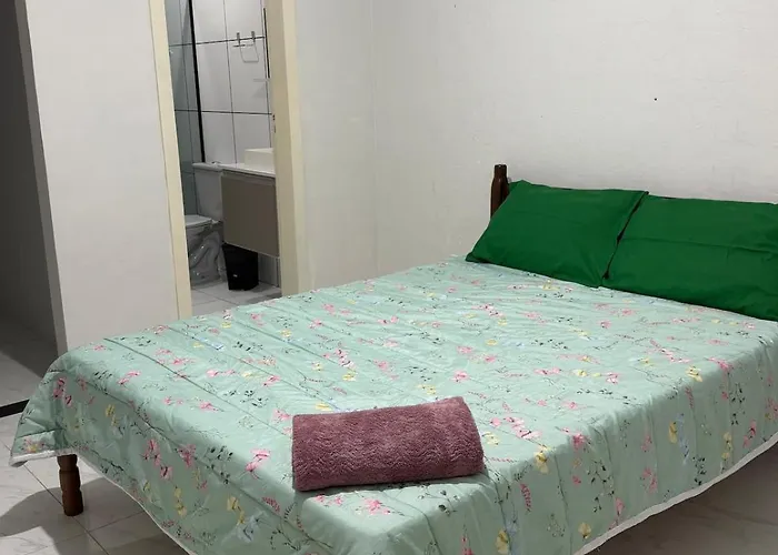 Casa Inteira com Fogão a Lenha e Garagem