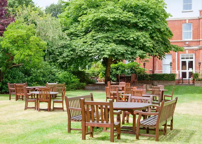 Holiday Inn Farnborough By Ihg