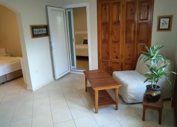 Uzhan Beach Hotel