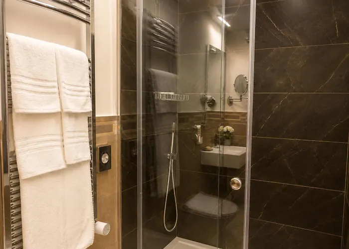 Hotel Diana