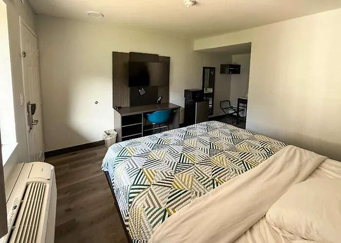 Motel 6-Enfield, Ct - Hartford