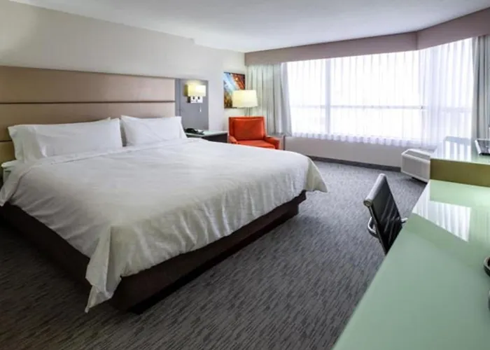 Holiday Inn Express Vancouver-Metrotown