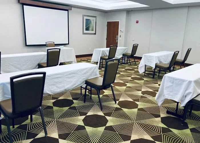 Holiday Inn Manchester Airport By Ihg