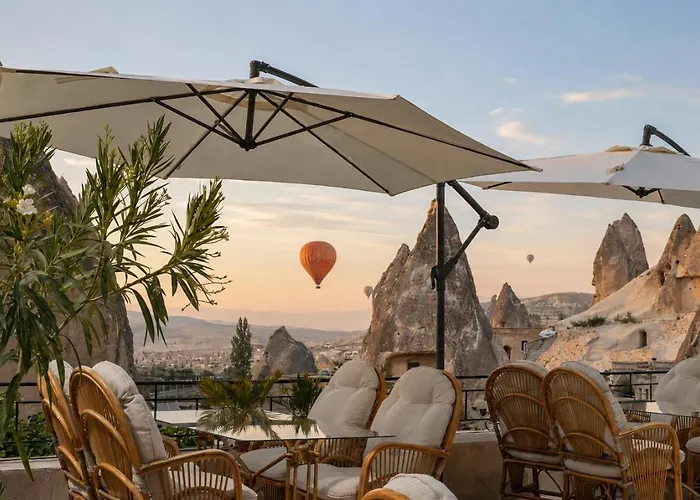 Elite Cave Suites