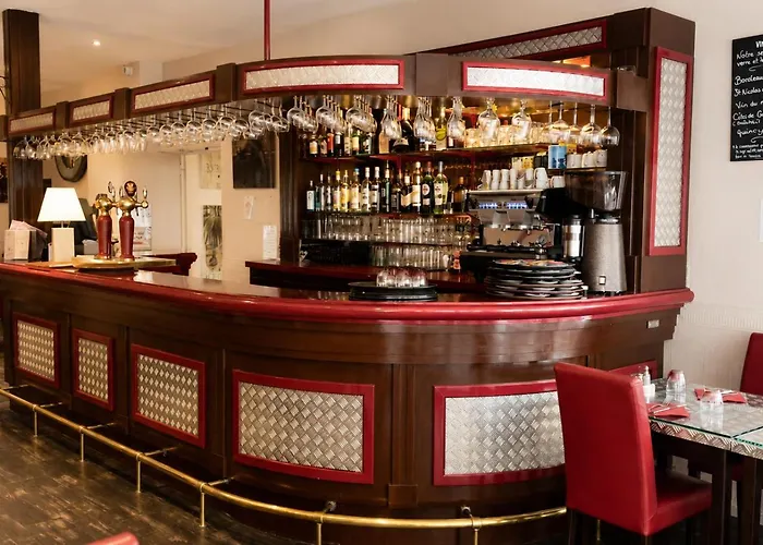 Brit Hotel Confort Auclair