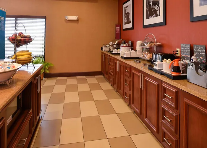 Hampton Inn By Hilton Litchfield