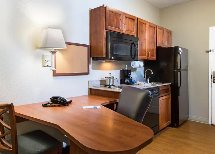 Candlewood Suites Macon By Ihg