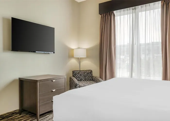 Best Western Plus Bridgewater Hotel & Convention Centre