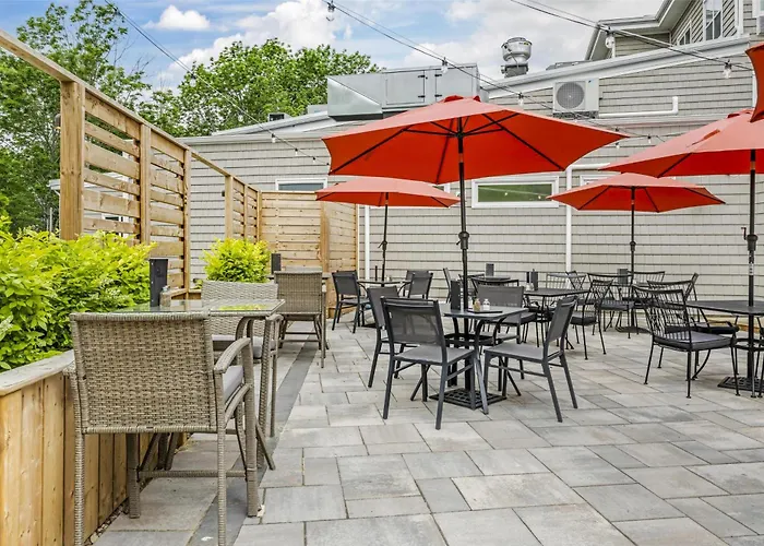 Best Western Plus Bridgewater Hotel & Convention Centre