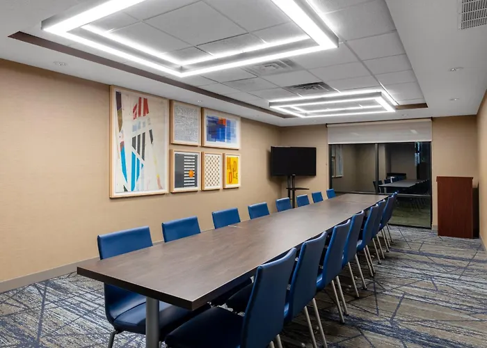 Holiday Inn Express Rochester South - Mayo Area By Ihg