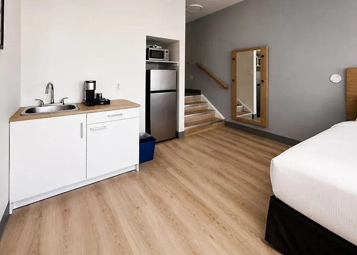 Maritime Inn, An Ascend Collection Hotel