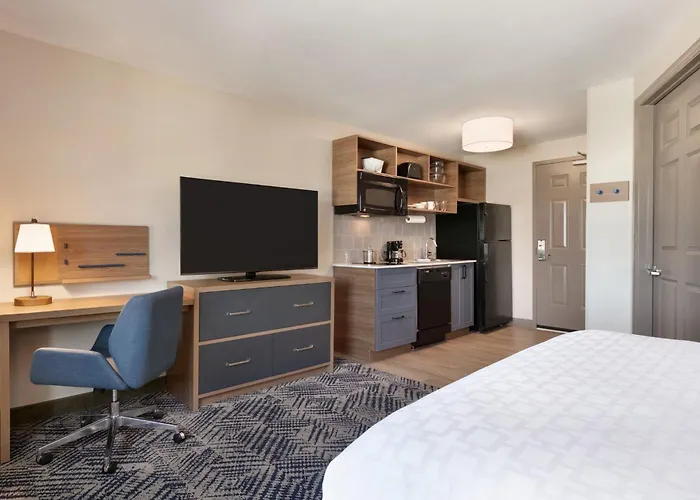 Candlewood Suites By Ihg Conway
