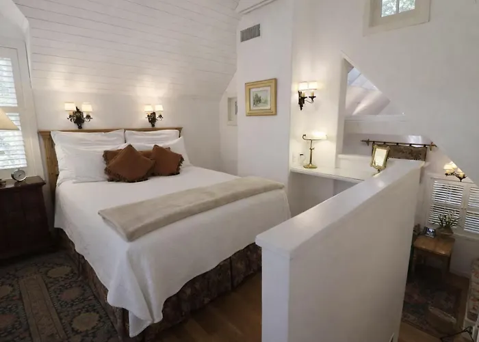 Simpson House Inn