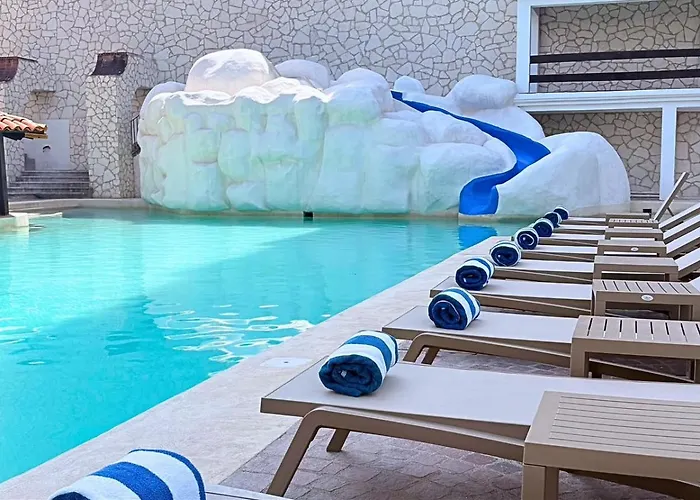 Hotel Gran Plaza & Convention Center