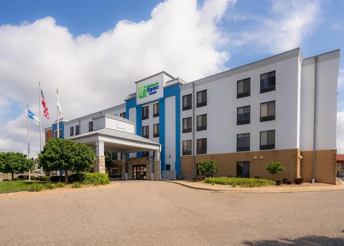 Holiday Inn Express Hotel & Suites Minneapolis - Minnetonka By Ihg