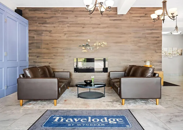 Travelodge By Wyndham Amherst