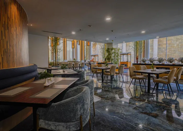 Harmoni One Convention Hotel And Service Apartments