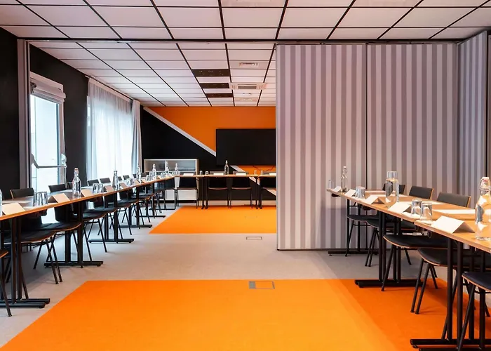 Ibis Styles La Rochelle Centre Les Minimes