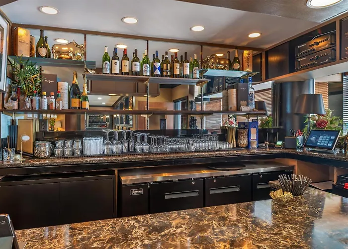 Best Western Plus Columbia River Hotel