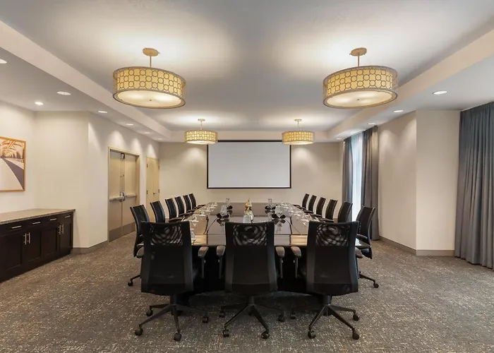 Hampton Inn By Hilton Calgary Airport North