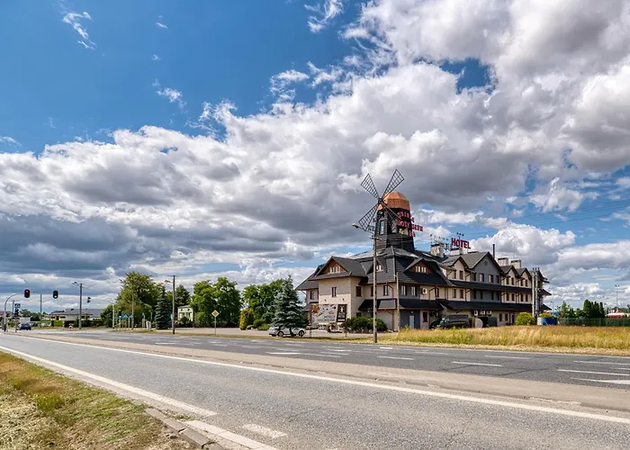 Hotel Zloty Mlyn Majkow