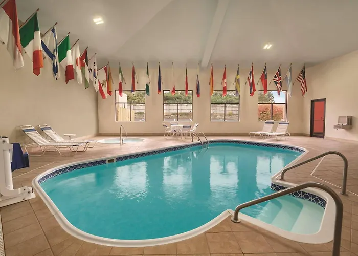 Radisson Hotel & Conference Center Rockford