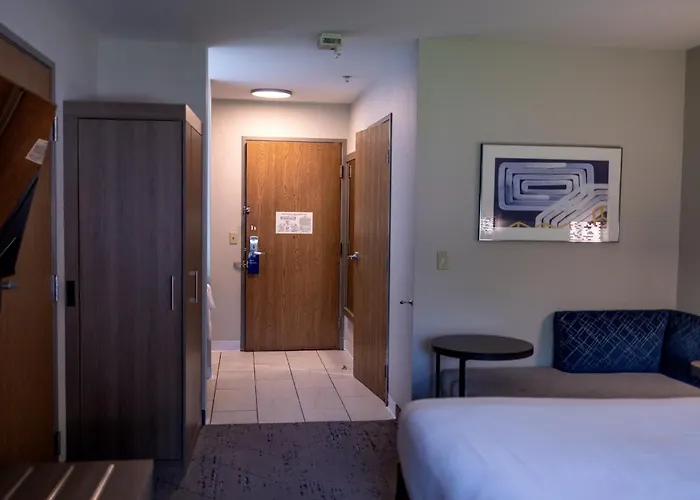 Holiday Inn Express Hotel & Suites Torrington By Ihg
