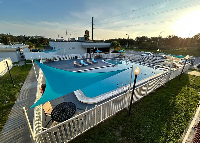 Super 8 By Wyndham Ocala I-75