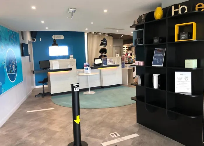 Holiday Inn Express Paris - Velizy By Ihg