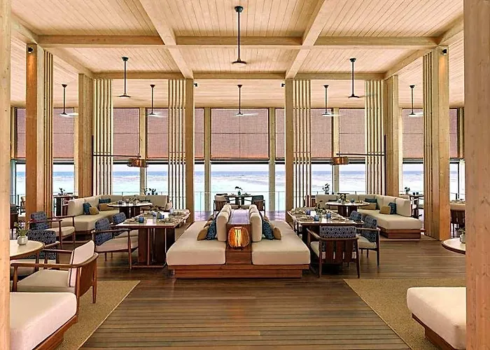 The Ritz-Carlton Maldives, Fari Islands