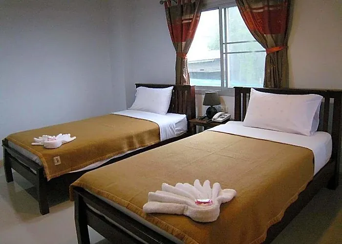 Pakchong Town Hotel